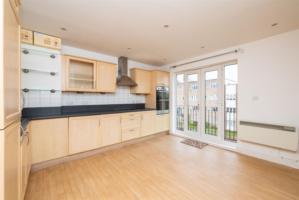 Property photo 3 of 10 H_Wr-005.Jpg