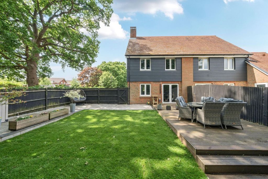 Property photo 1 of 13 7-1295711-7-682De46c31Ffc-Arw-7.Jpg