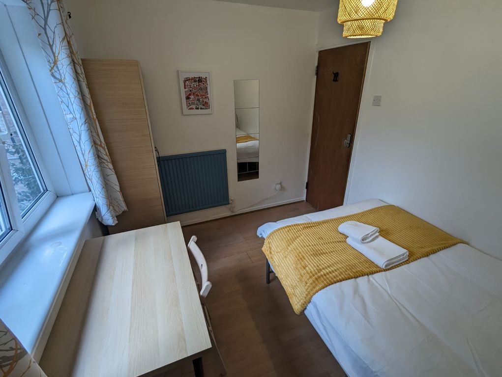 Property photo 3 of 11 Gallery