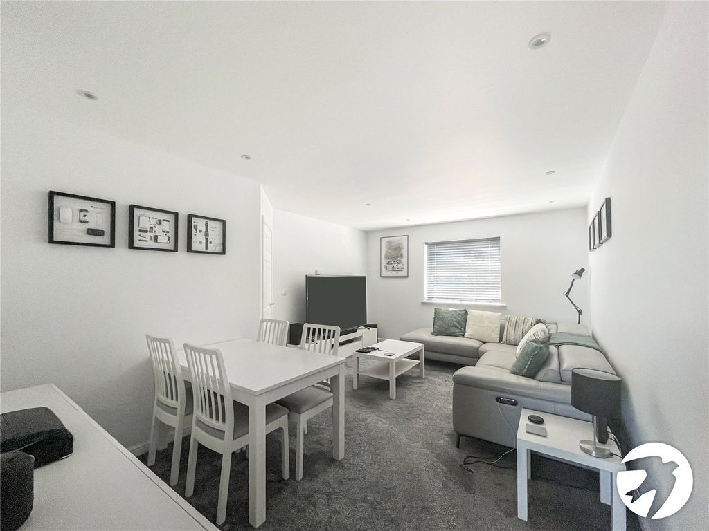 Property photo 3 of 10 Picture No. 09
