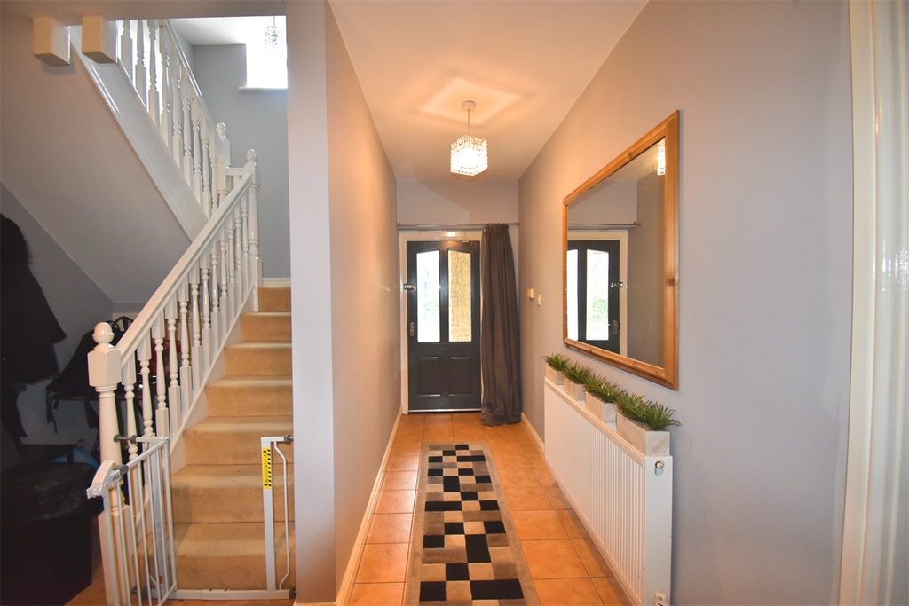 Property photo 3 of 27 Entrance Hallway