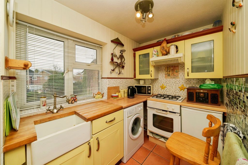 Property photo 3 of 12