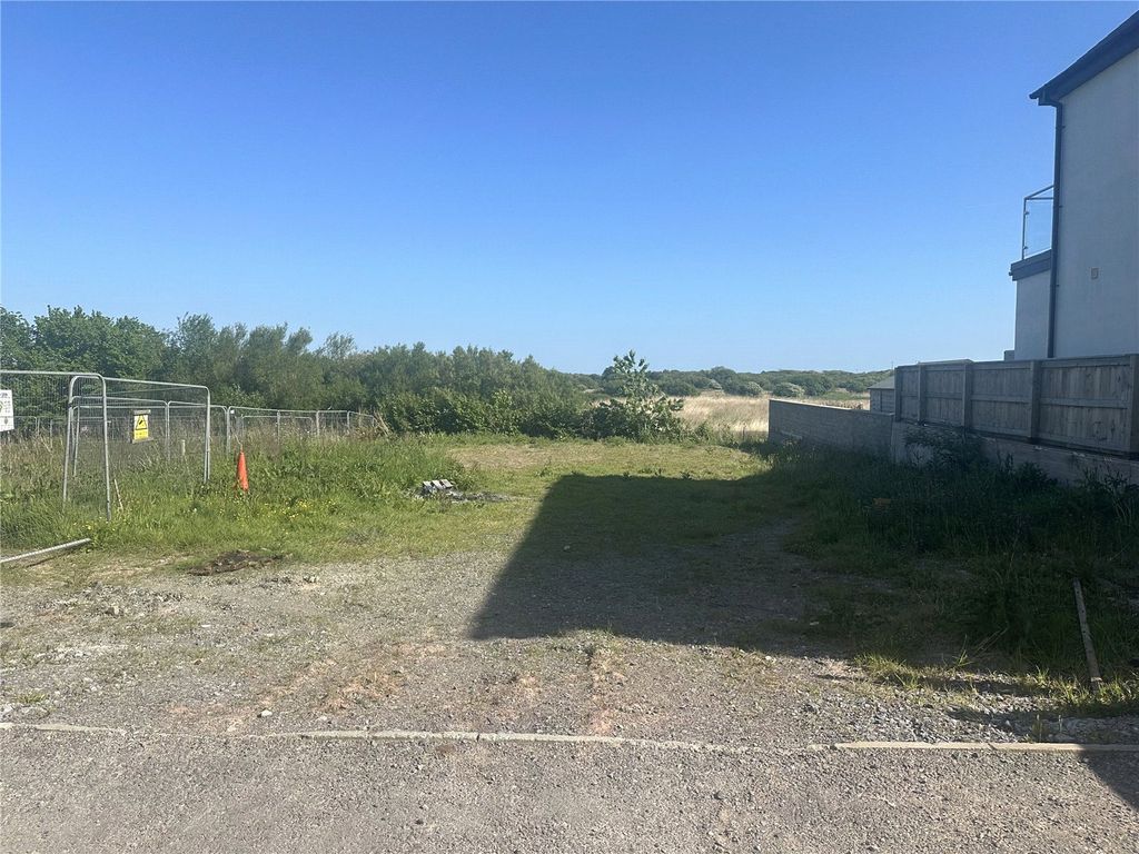 Property photo 1 of 2 Picture No. 01