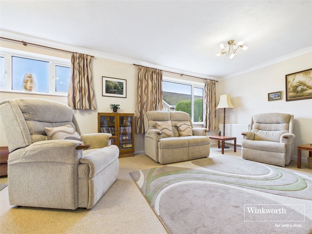 Property photo 3 of 23 Picture No. 13