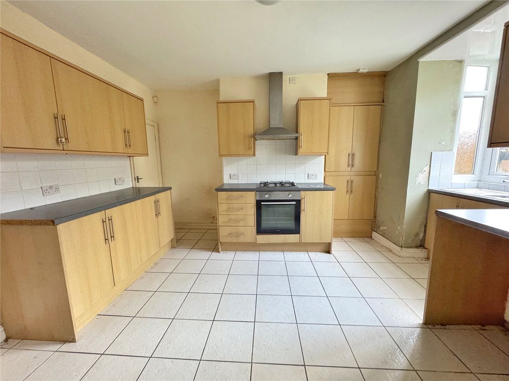 Property photo 3 of 14 Kitchen-Diner