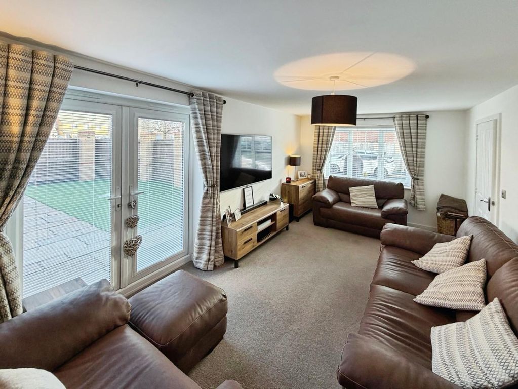 Property photo 3 of 41 Facfa86d--450F-851C-F74Ad716D480-35840-00000E1Ea4A