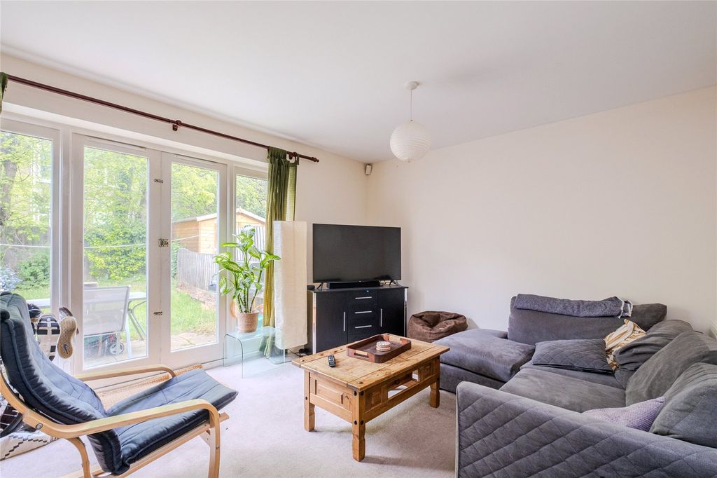 Property photo 2 of 11 Picture No. 02