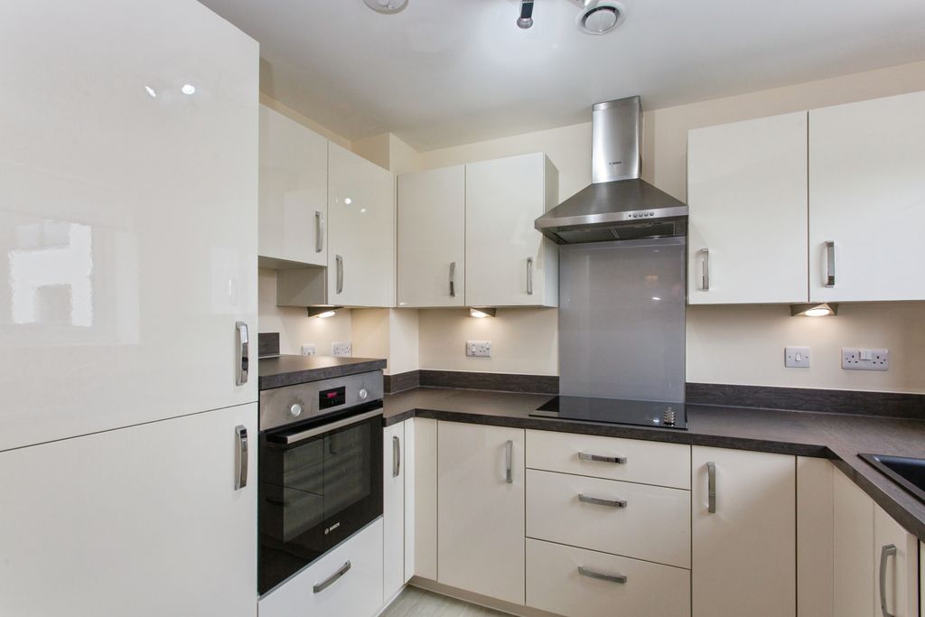 Additional image 13 of 2 bed flat for saleBurlington Gardens, Leyland PR25