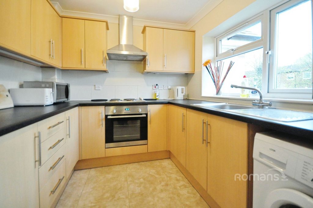 Property photo 3 of 6 Pbox-Img.Jpg