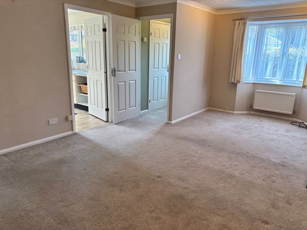 Property photo 3 of 8