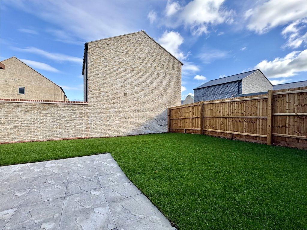 Property photo 2 of 11 Picture No. 02