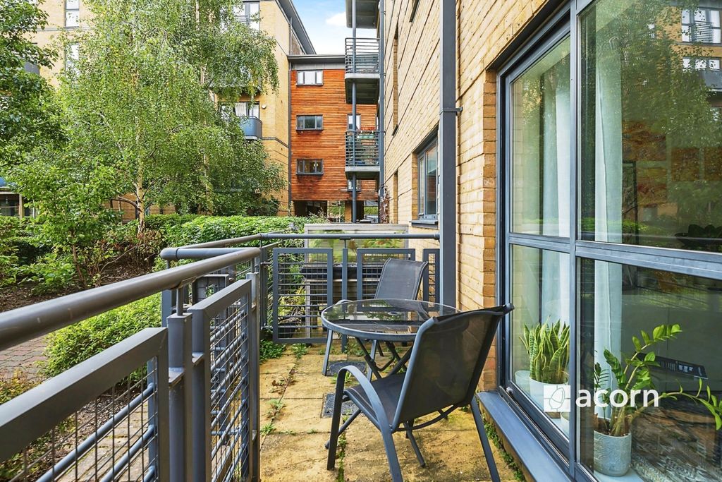 Property photo 3 of 16 Patio (2)