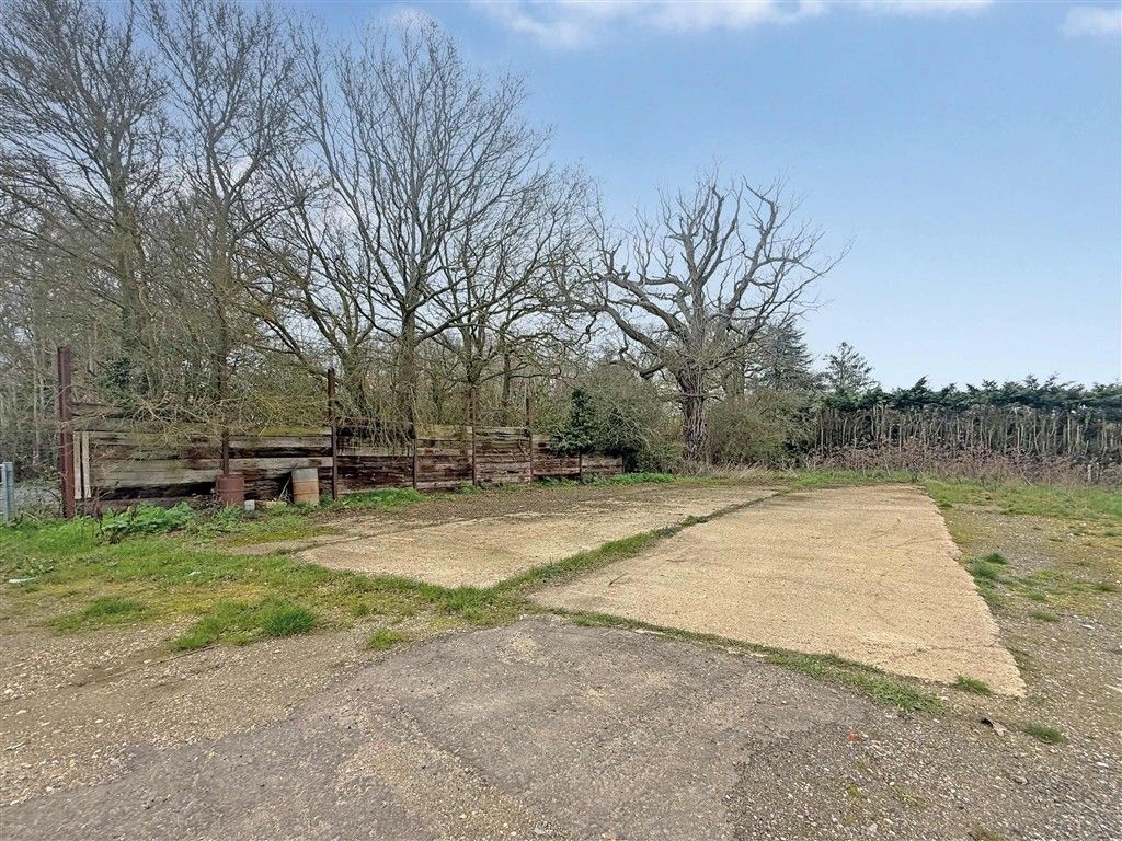 Property photo 2 of 3