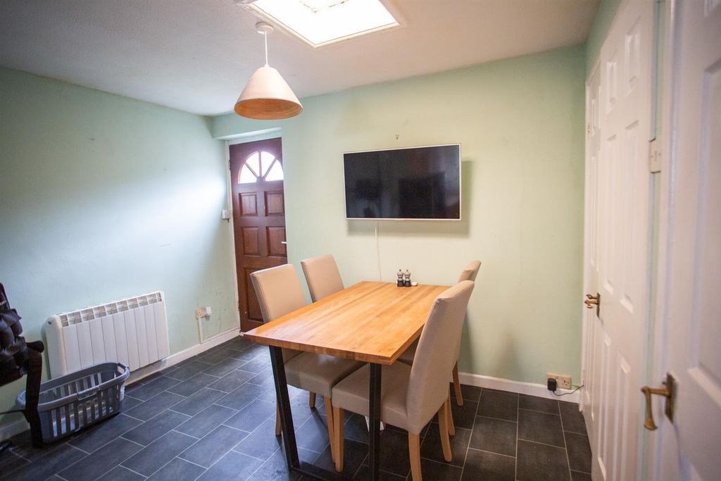 Property photo 3 of 15 Derb9354.Jpg