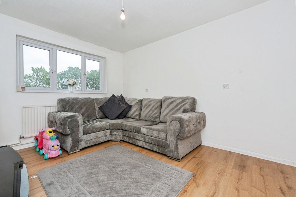 Property photo 1 of 17 Photo