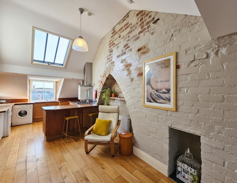 Property photo 3 of 16 Carmel 14 (1)