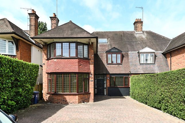 Property photo 2 of 40