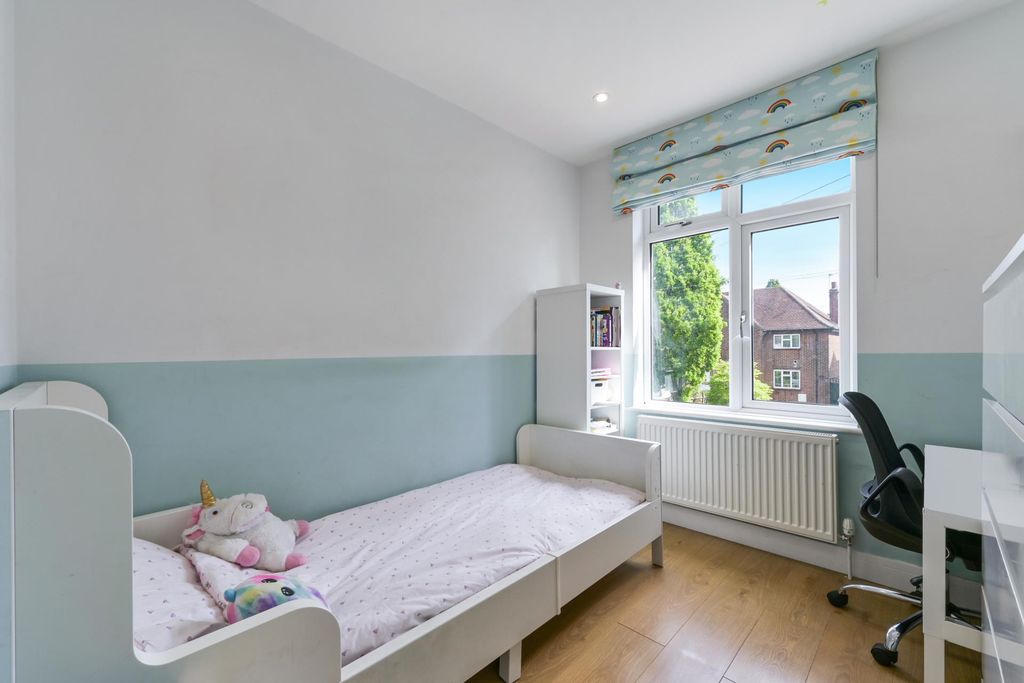 Additional image 12 of 3 bed terraced house for saleClayponds Avenue TW8