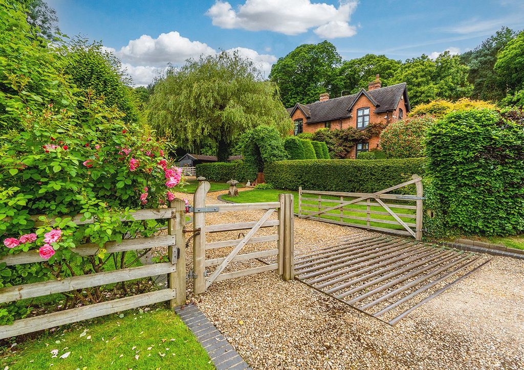 Property photo 2 of 50 Entrance