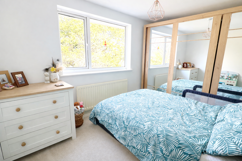 Property photo 3 of 10 Bedroom 1