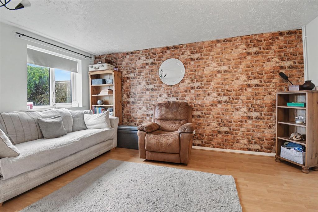 Property photo 3 of 15 Lounge Dining Room