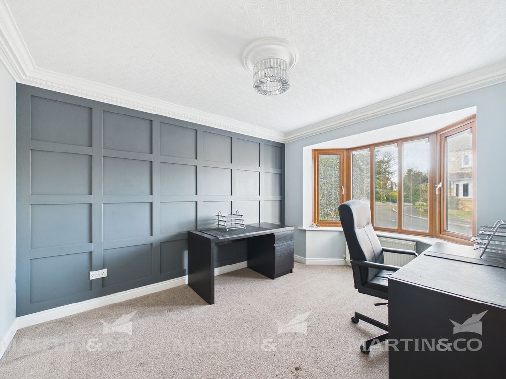 Property photo 3 of 24 Cam02406G0-Pr0570-Still003