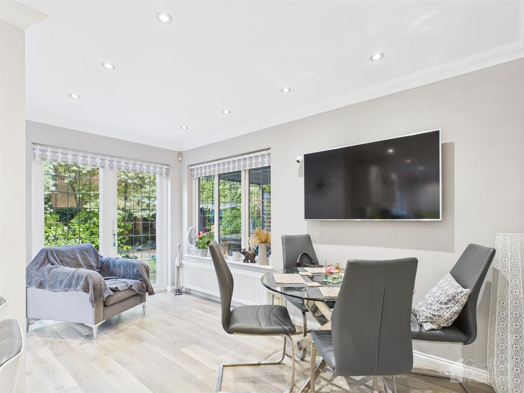 Property photo 2 of 9 A8Ceb1819Bb640Fca735E35d4E0Fb232_100_Cam02367G0-Pr