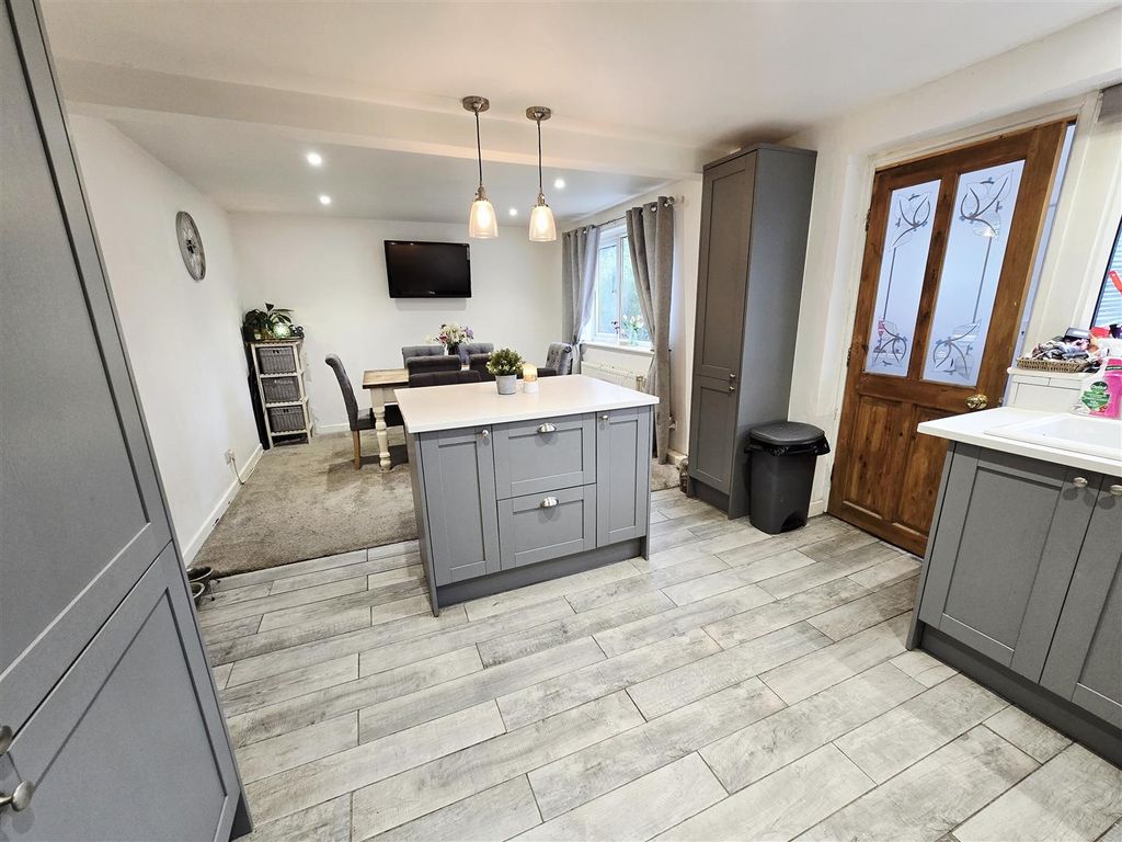 Additional image 10 of 4 bed end terrace house for saleArundell Gardens, Lifton PL16