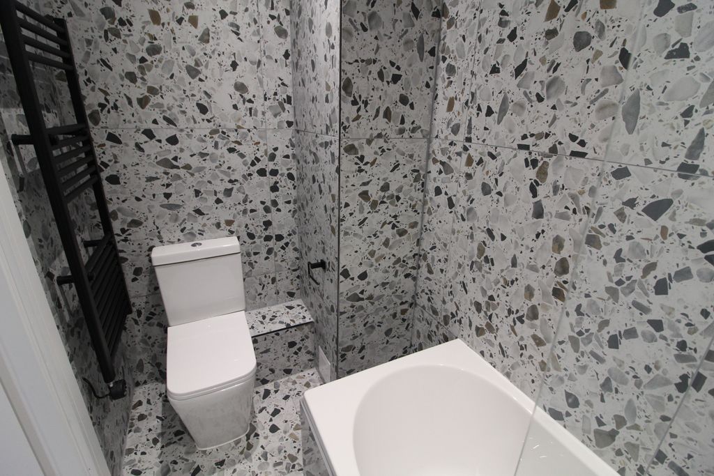 Property photo 3 of 3 Img_9364_1_Original