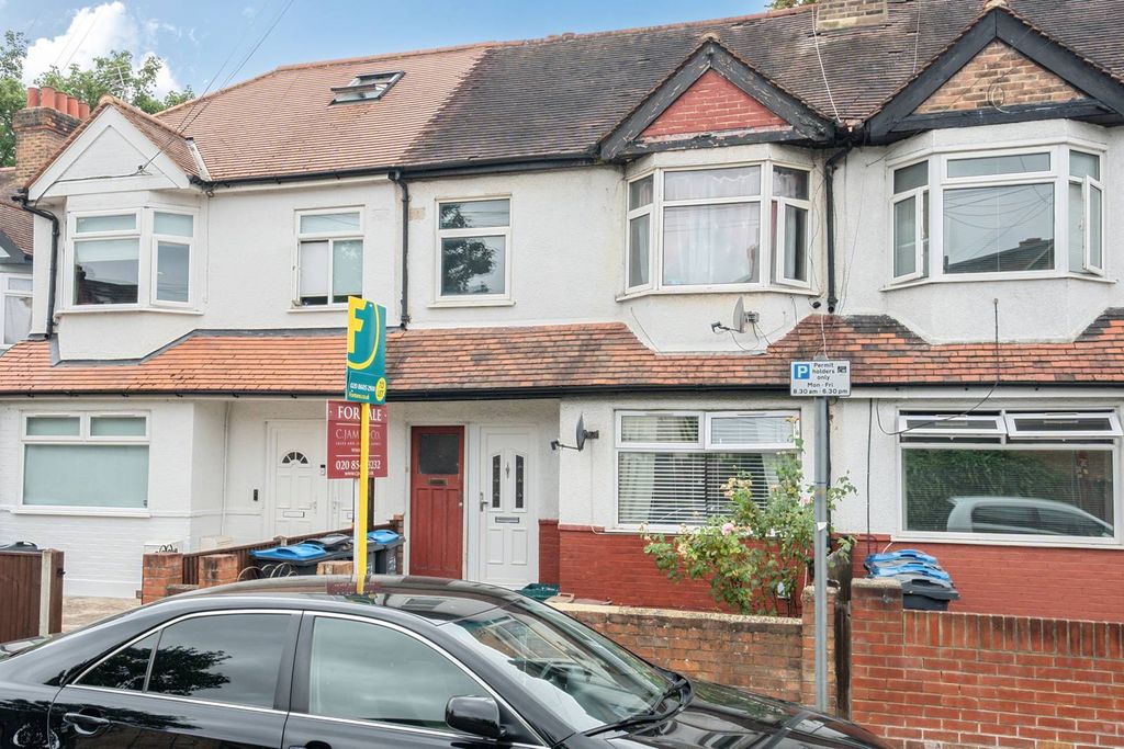 Property photo 2 of 11