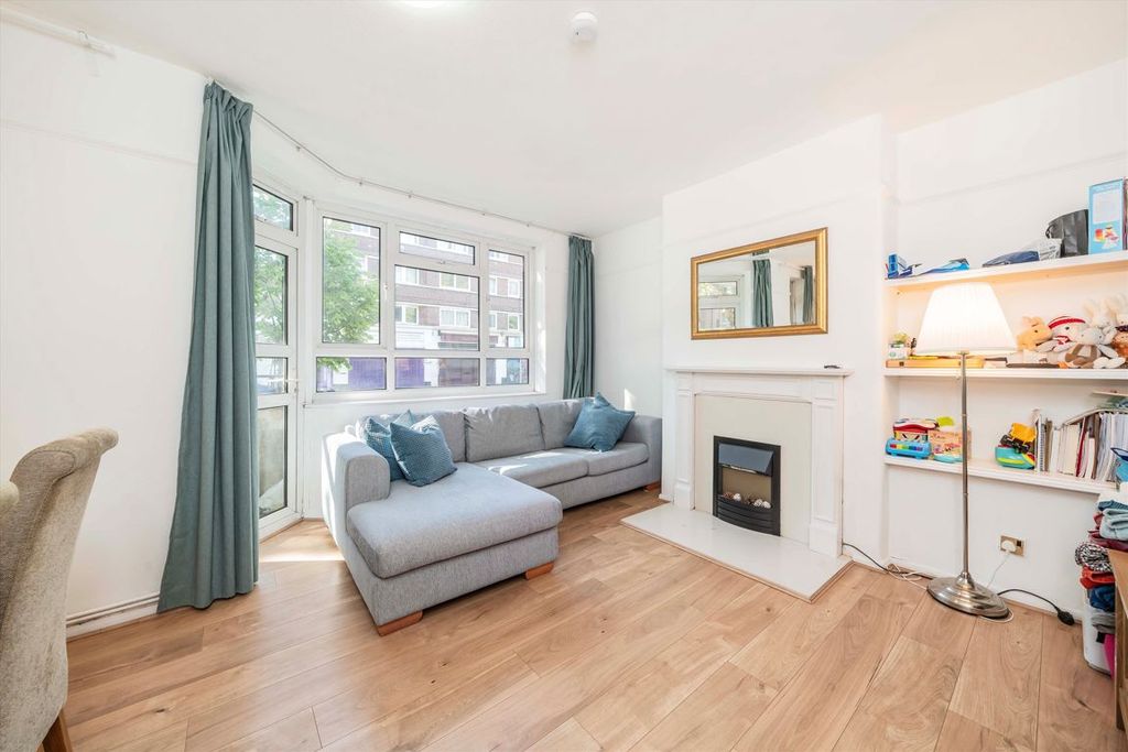 Property photo 1 of 6