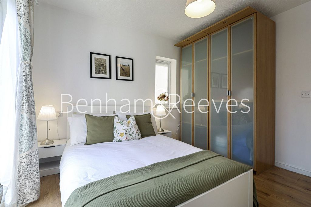 Property photo 2 of 22 Picture No. 02