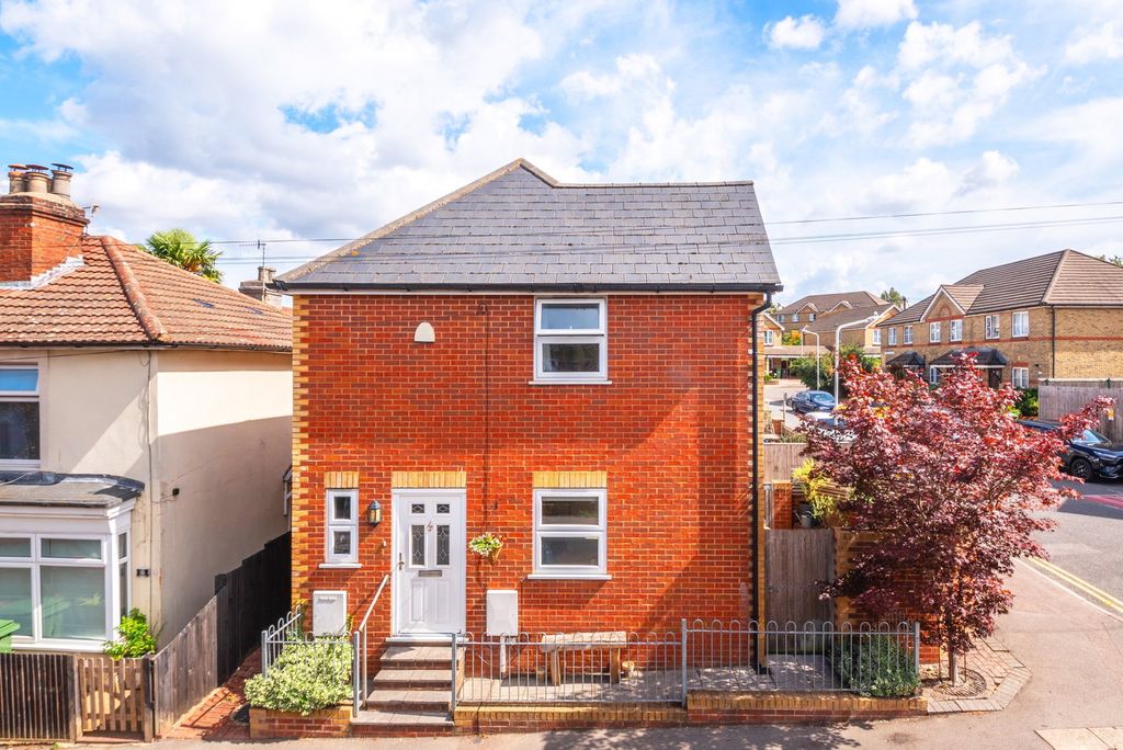 Property photo 1 of 17