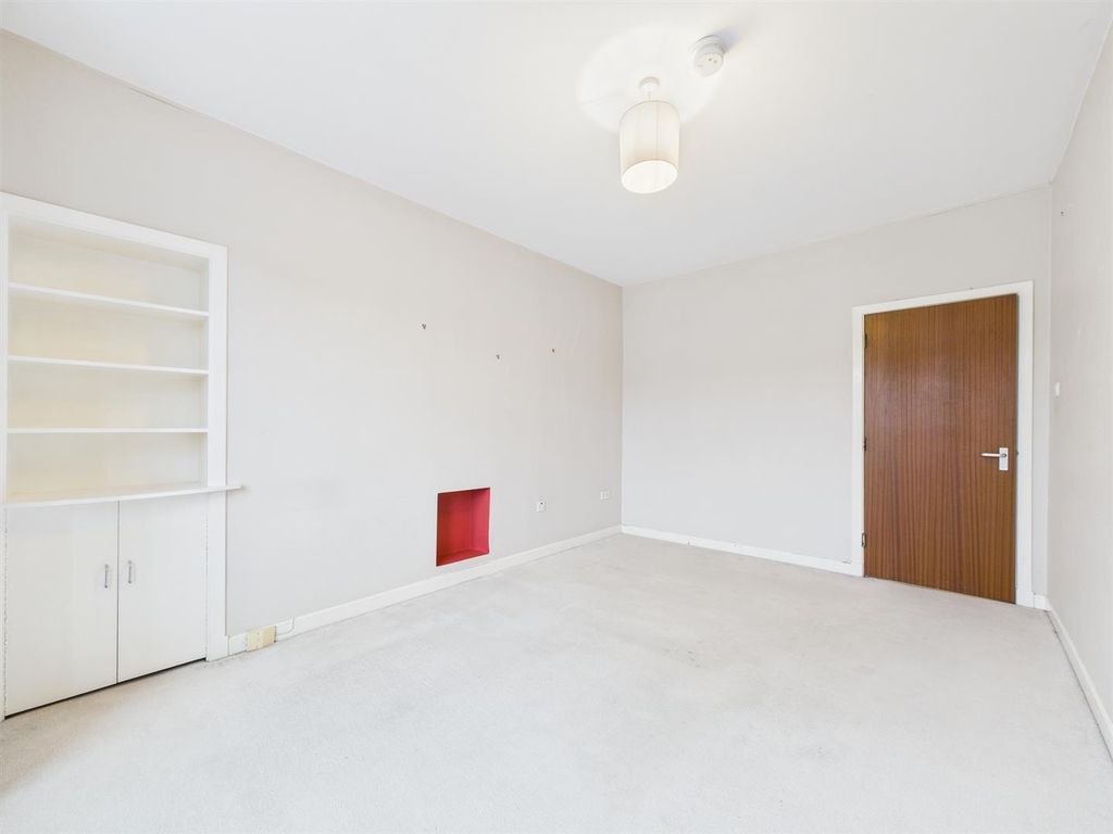 Property photo 3 of 12 Cam03782G0-Pr0229-Still012_Alt.Jpg