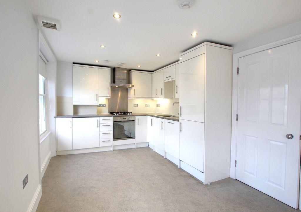 Property photo 3 of 7 3.Jpg