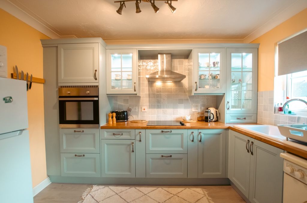 Property photo 3 of 14 18 Grass Valley Park Tps Bodmin 01208 74182-05