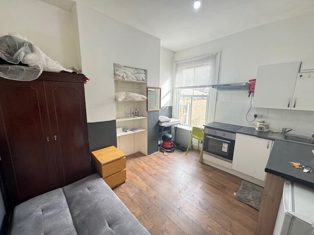 Property photo 1 of 1