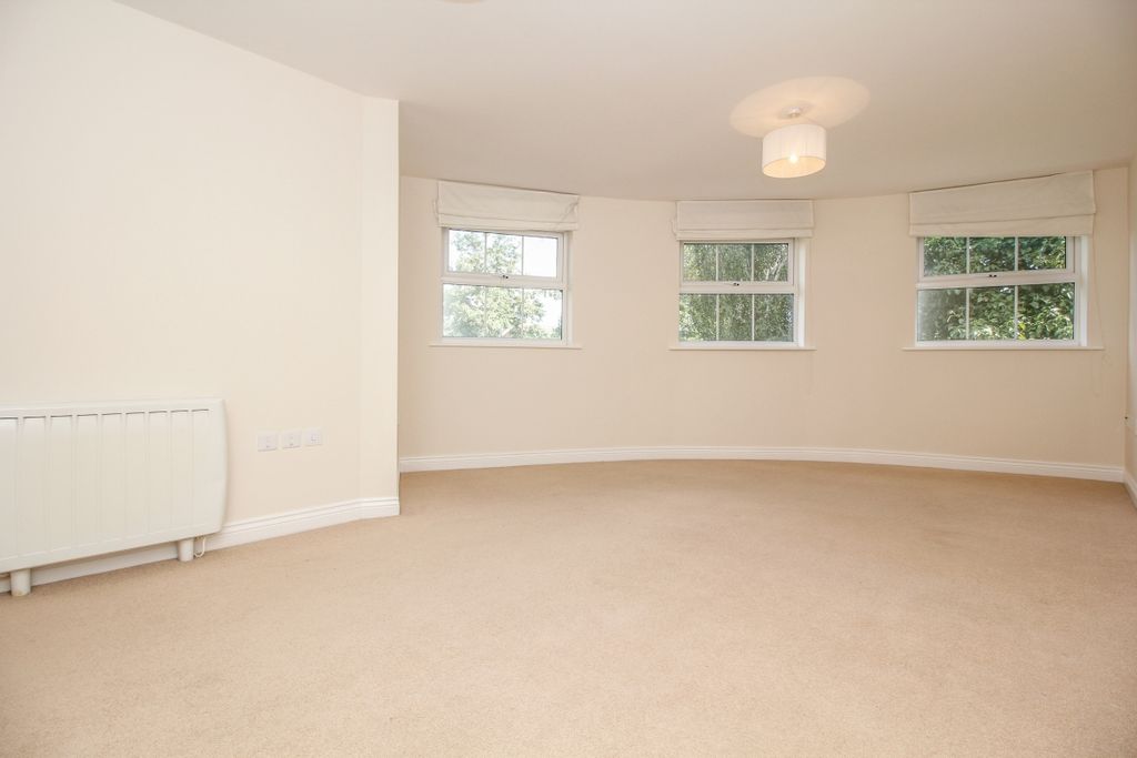 Property photo 3 of 7 19043
