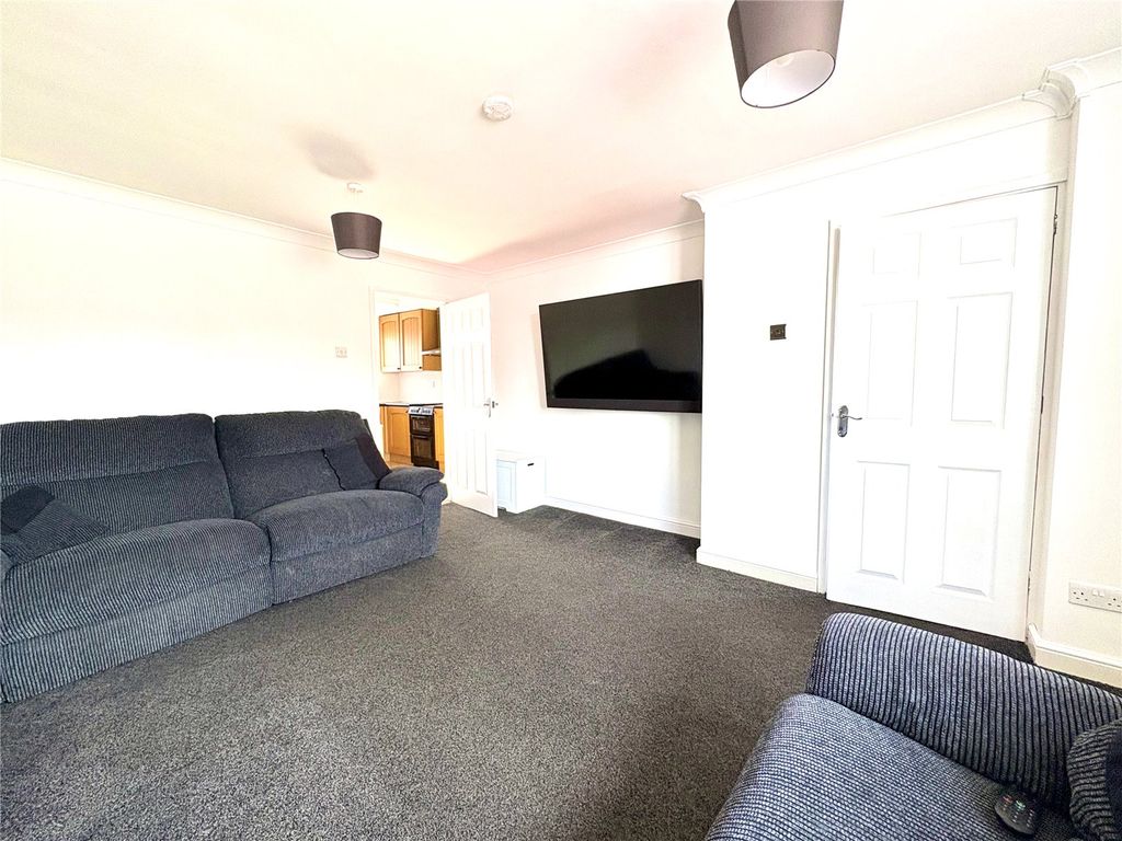 Property photo 3 of 29 Picture No. 13