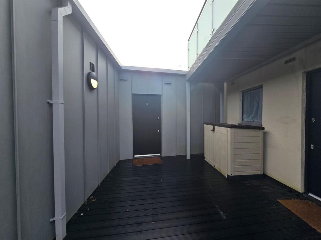 Property photo 2 of 12 H2.Jpg