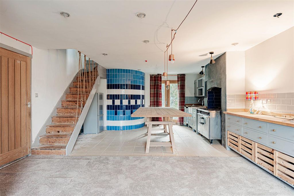 Property photo 3 of 22 L J Imaging-14.Jpg