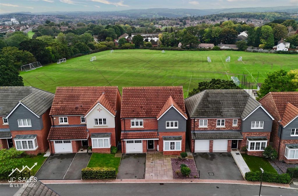 Property photo 1 of 30 Dji_Fly_20261012_092318_0126_1791793534479_Photo.J