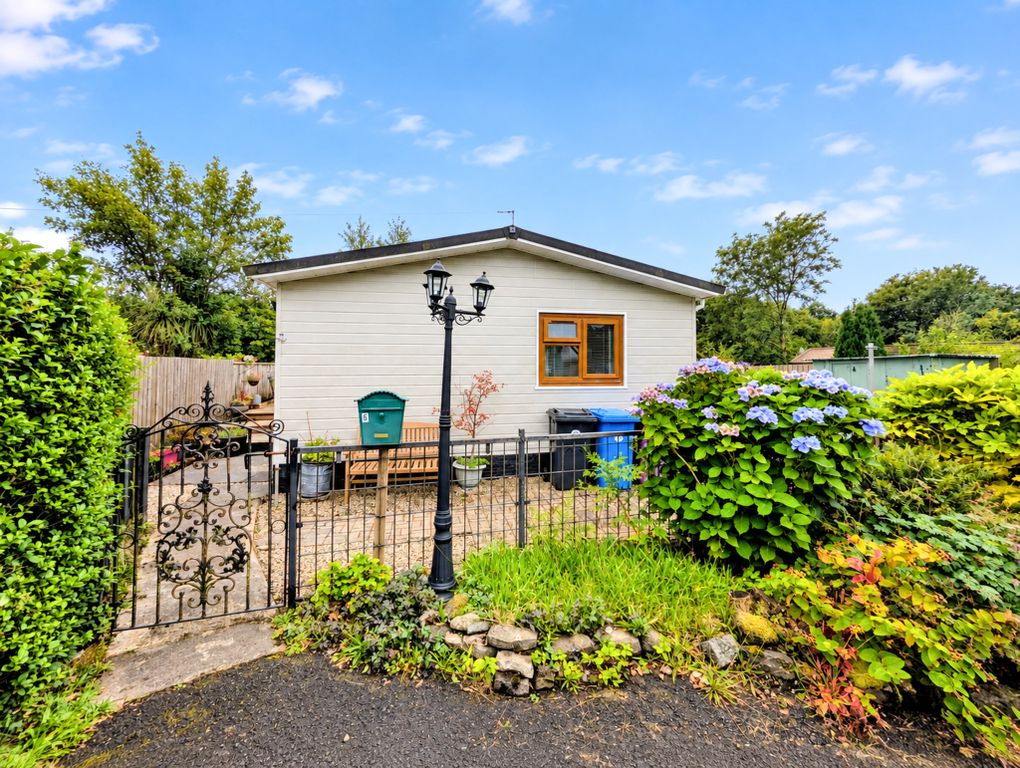 Property photo 1 of 23