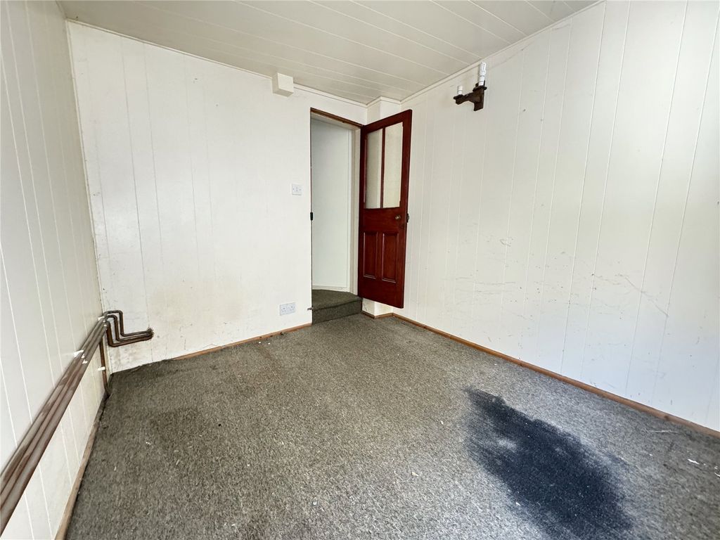 Property photo 2 of 15 Picture No. 03