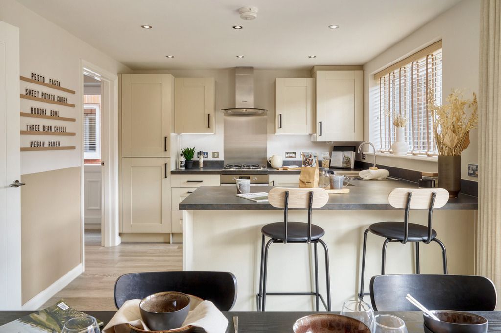 Property photo 1 of 9 Bovis Kidderminster Crescent Cypress85525_Development_Hero_1280x853