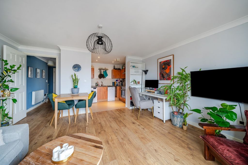 Property photo 1 of 12 3964460