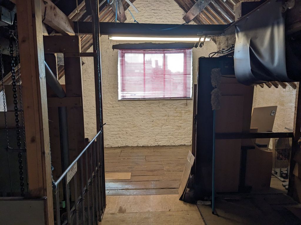 Property photo 3 of 15 Picture No. 07