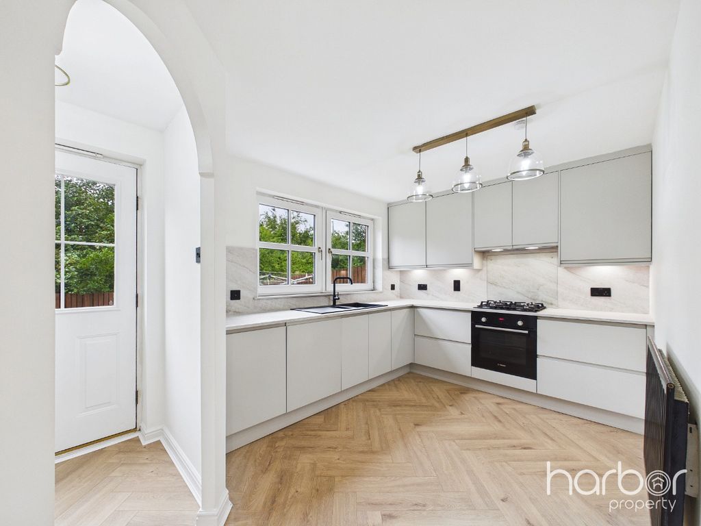 Property photo 3 of 25 5474505