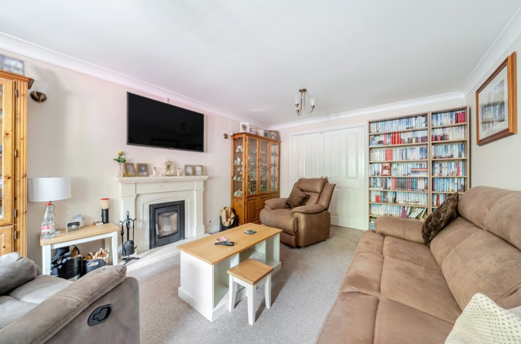 Property photo 2 of 26 1496356-1-6A60Ffd1d2B81