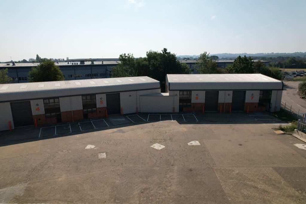 Property photo 2 of 7 Photo 3